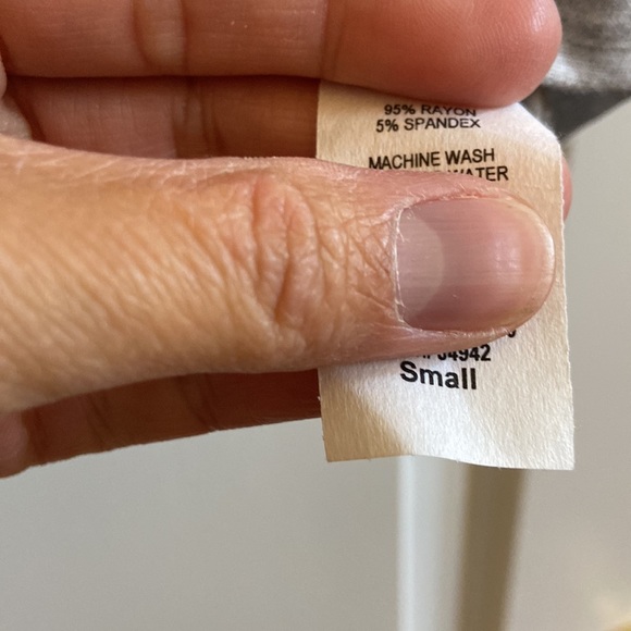 Beautiful lace sleeve top in size S - Picture 2 of 5